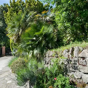  Villa Villalbert
