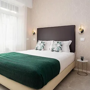 https://italianway-tadino-41.italymilanhotels.net