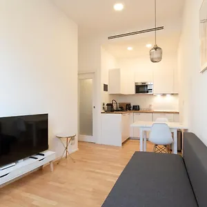 https://arena-apartment.italymilanhotels.net