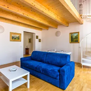 https://nova-stylish-house-in-center.hotels-amalfi.com