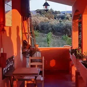  Farm stay Poggio Agli Ulivi